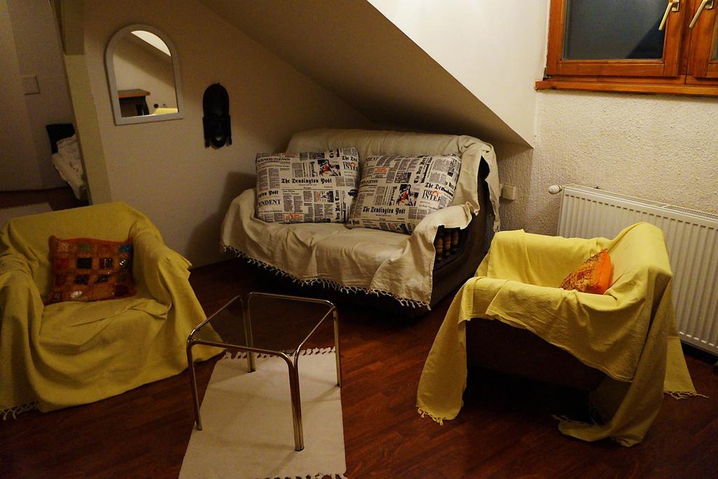 Ugostiteljski Objekat Karibo Hotel ซอมโบร์ ภายนอก รูปภาพ